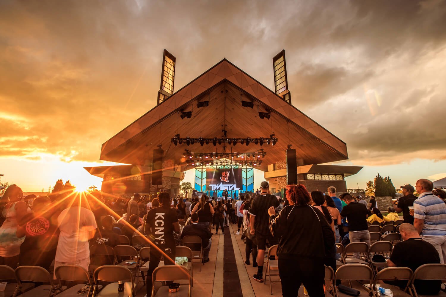 Festival of the Lakes 2025 Lineup Your Ultimate Guide to the Hottest